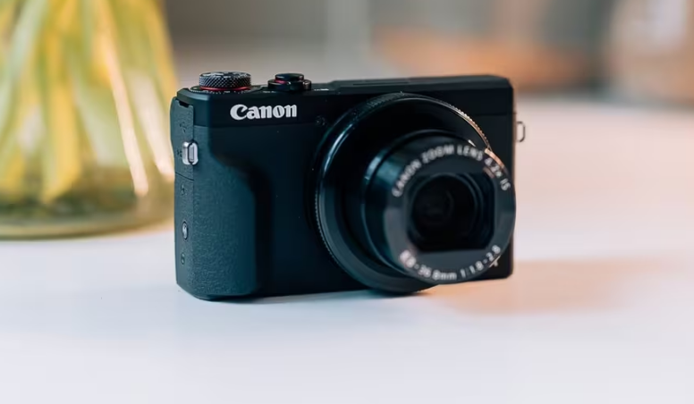 5 High-End Compact Cameras in 2026 That Outperform Any Smartphone